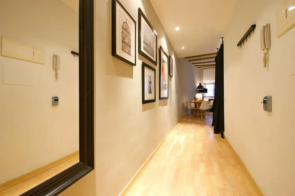 Ramblas Studios Barcelona Apartment